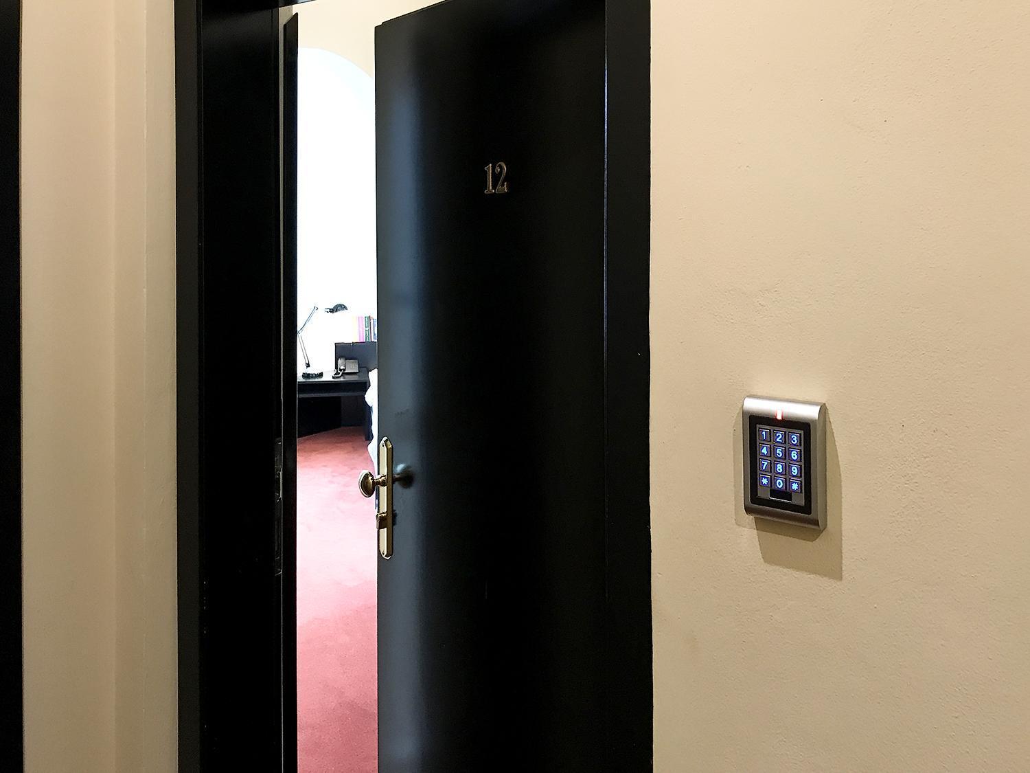 Light Rooms Πράγα Δωμάτιο φωτογραφία